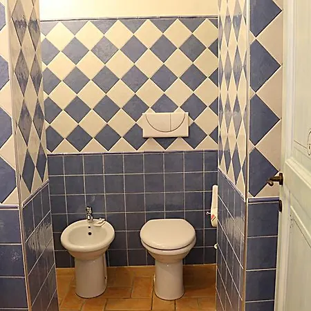 La Valle Dei Fiori Di Bellucci Rosanna